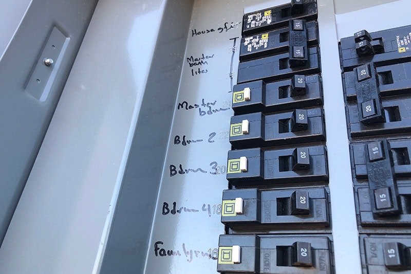 5 Electrical Tips to Save Money